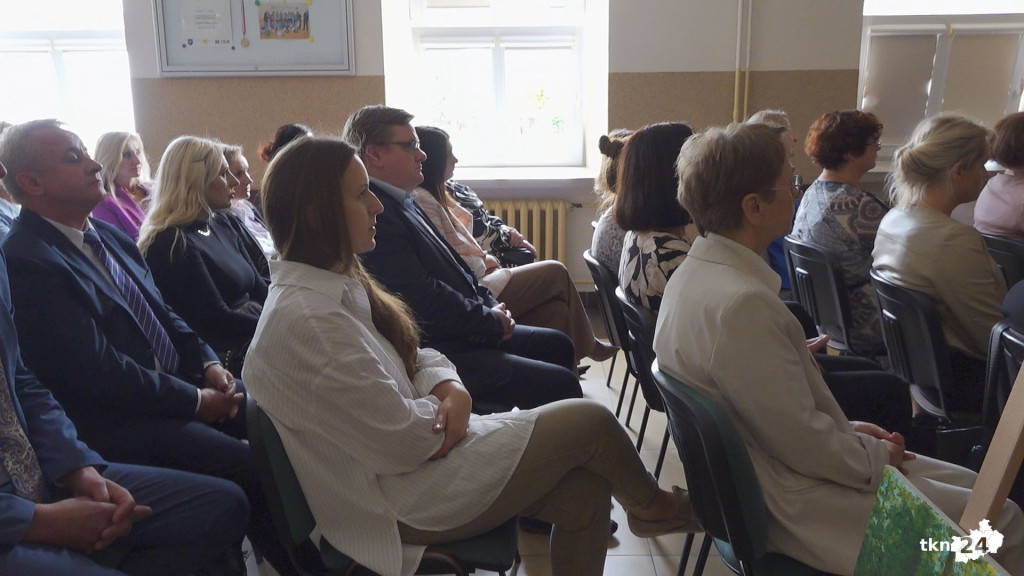 Nagrody i medale dla nauczycieli. Powiat świętował Dzień Edukacji Narodowej [wideo, zdjęcia]