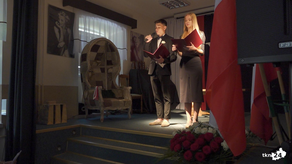 Nagrody i medale dla nauczycieli. Powiat świętował Dzień Edukacji Narodowej [wideo, zdjęcia]