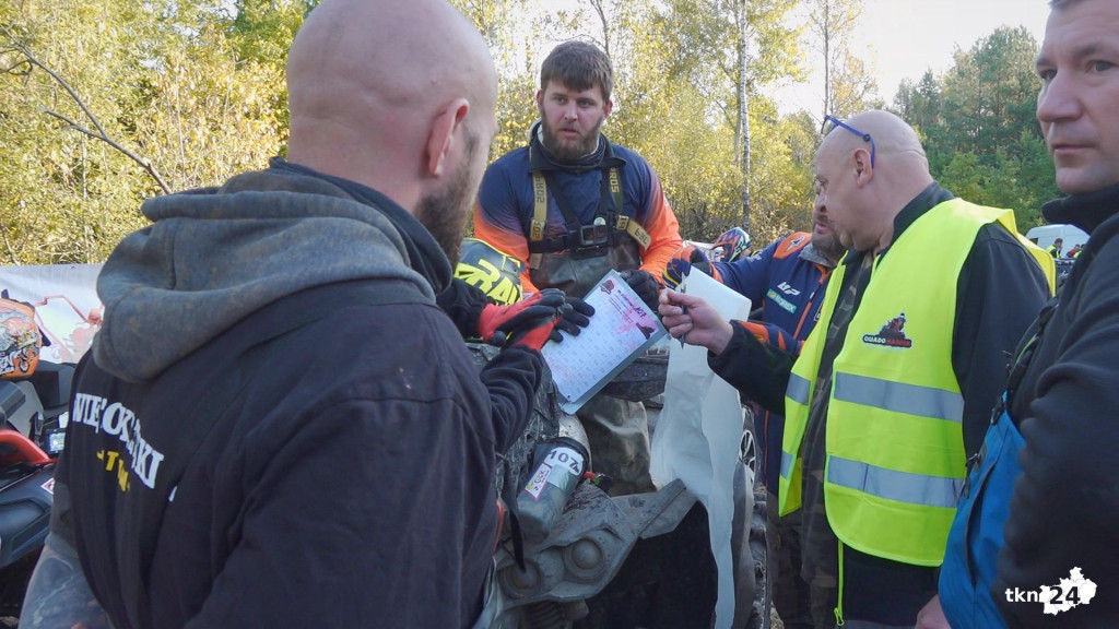 Ryk silników w Niekłaniu. Znakomita zabawa i rywalizacja podczas quadowego rajdu [wideo, zdjęcia]