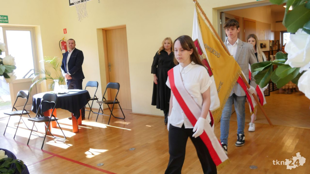 Podwójne święto edukacji. Dzień Nauczyciela i 60 lat Szkoły w Kazanowie [wideo,  zdjęcia]