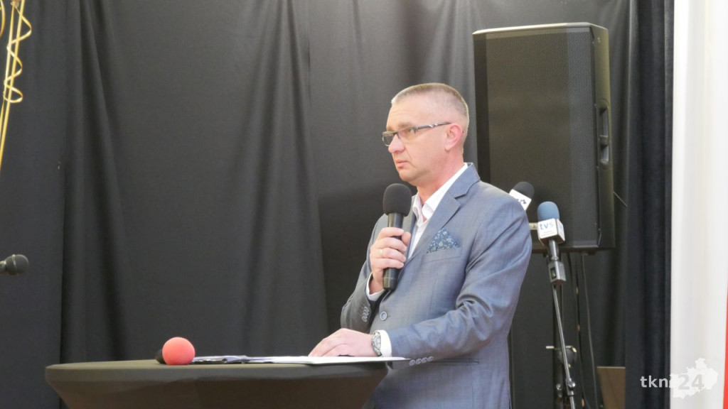 Podwójne święto edukacji. Dzień Nauczyciela i 60 lat Szkoły w Kazanowie [wideo,  zdjęcia]