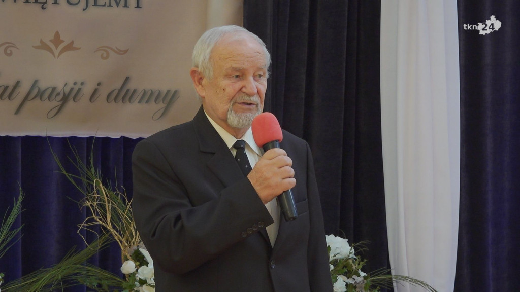 Podwójne święto edukacji. Dzień Nauczyciela i 60 lat Szkoły w Kazanowie [wideo,  zdjęcia]