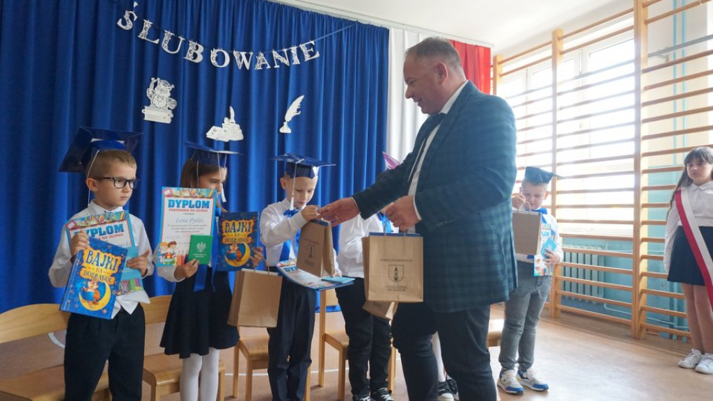 Radoszyccy uczniowie po ślubowaniu! [fotorelacja]