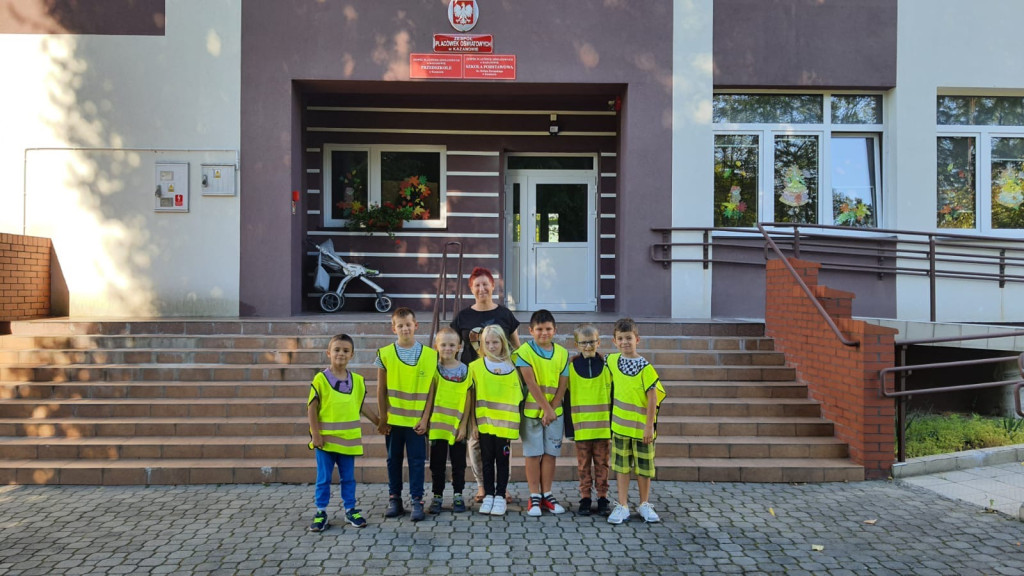 Uczniowie z Kazanowa biorą udział w konkursie `Odblaskowa szkoła`