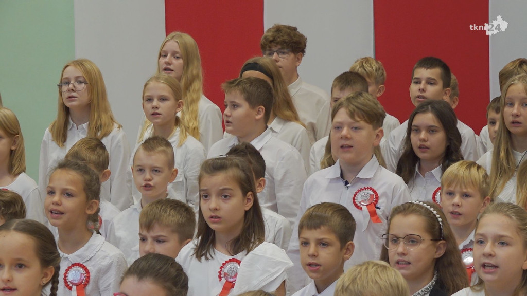 Do hymnu! Fałków pięknie zaśpiewał w ogólnopolskim konkursie [wideo, zdjęcia]