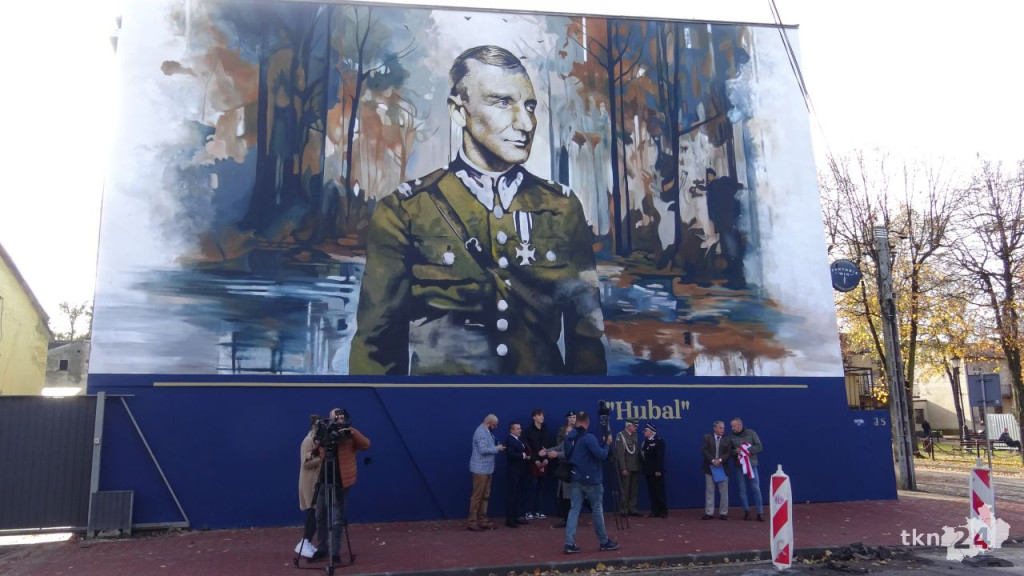 Hubal: narodziny legendy. W Radoszycach powstał efektowny mural [wideo, zdjęcia]