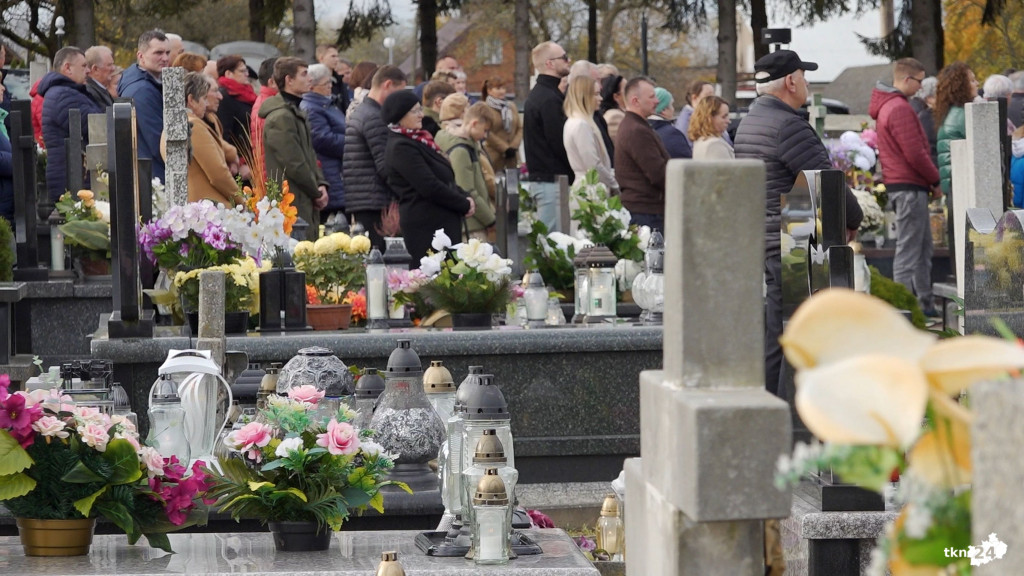 Wszystkich Świętych 2023 w Końskich i na Konecczyźnie [wideo, zdjęcia]