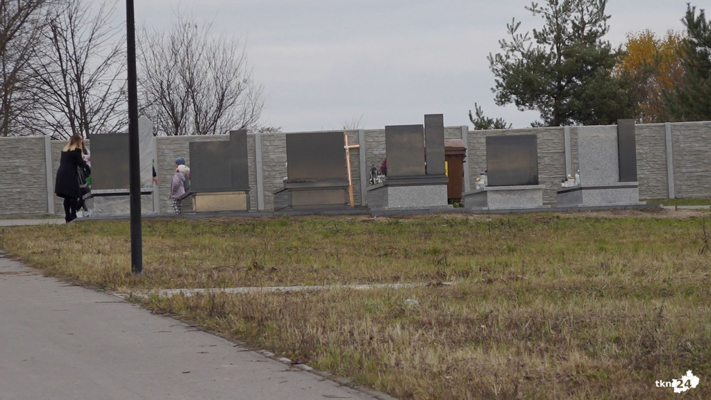 Wszystkich Świętych 2023 w Końskich i na Konecczyźnie [wideo, zdjęcia]