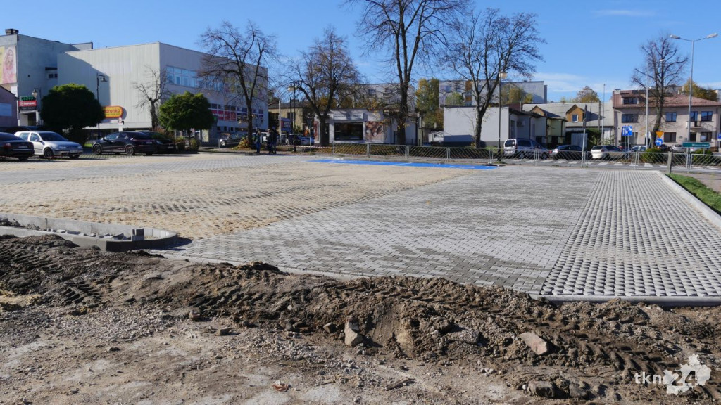 Nowe parkingi w Końskich niemal gotowe [zdjęcia]