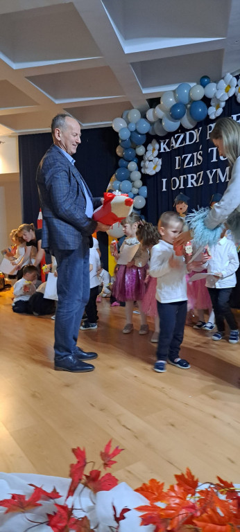 Pasowanie na przedszkolaka. Wspaniała uroczystość w Stadnickiej Woli