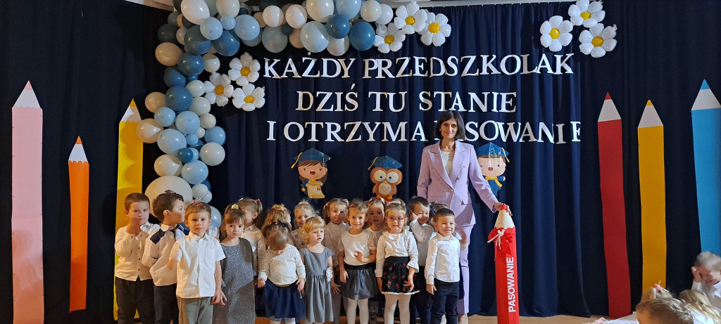 Pasowanie na przedszkolaka. Wspaniała uroczystość w Stadnickiej Woli