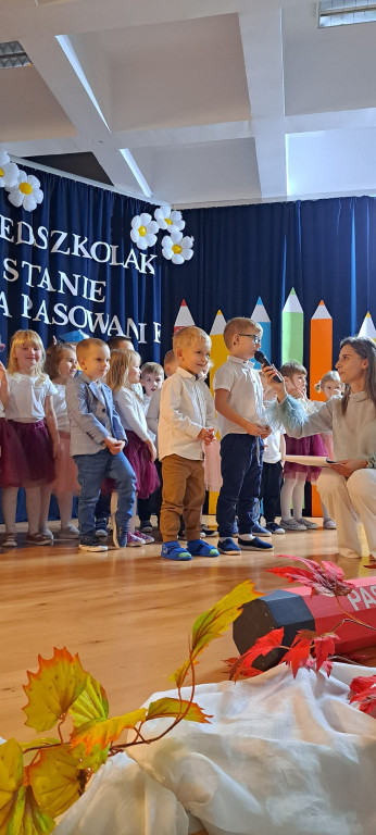 Pasowanie na przedszkolaka. Wspaniała uroczystość w Stadnickiej Woli