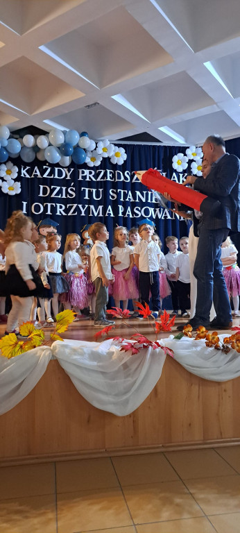 Pasowanie na przedszkolaka. Wspaniała uroczystość w Stadnickiej Woli