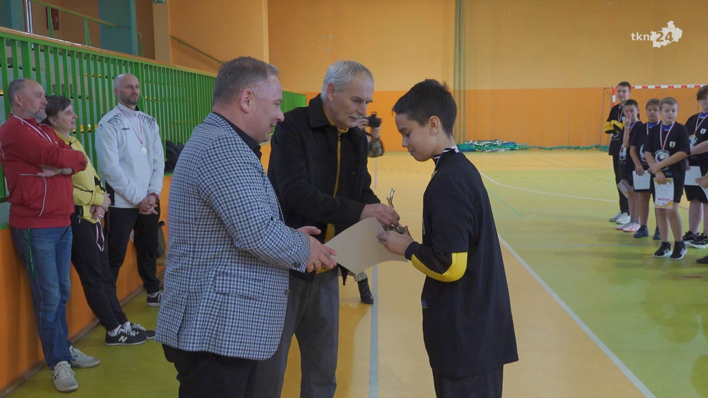 Integracja i rywalizacja. Piłkarski turniej w Radoszycach [wideo, zdjęcia]