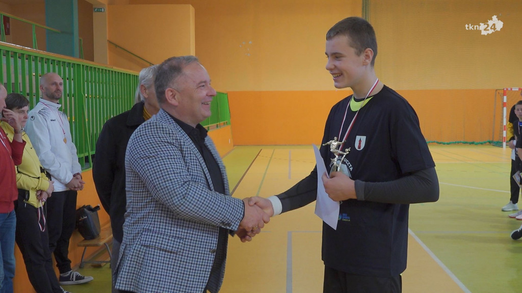 Integracja i rywalizacja. Piłkarski turniej w Radoszycach [wideo, zdjęcia]