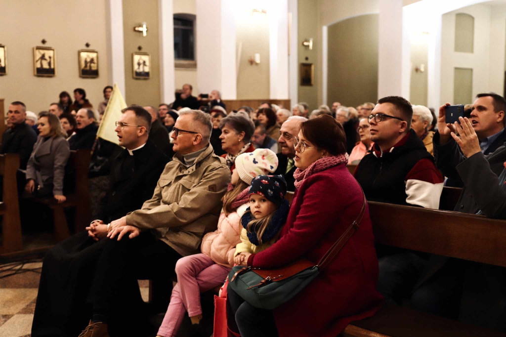 Koncert Papieski w Stąporkowie [zdjęcia]