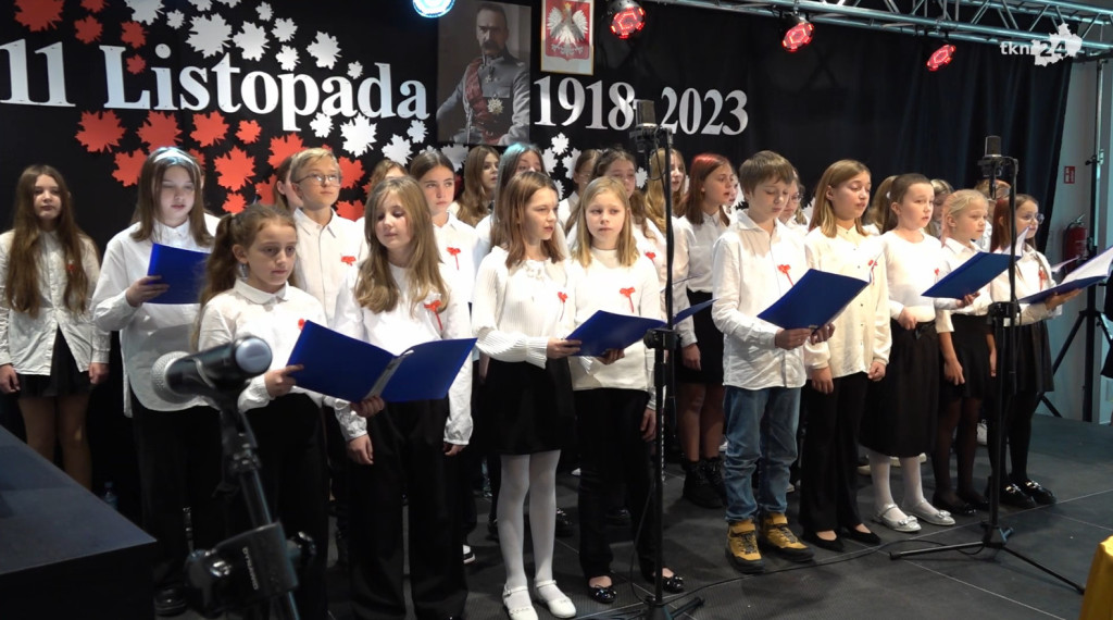 Od 105 lat Niepodległa! Gmina Końskie rozpoczyna świętowanie [wideo, zdjęcia]