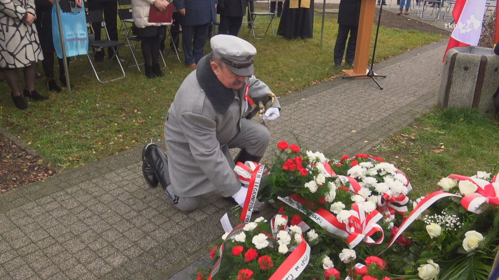 Piłsudski jest już w Fałkowie. Obchody 11 listopada [wideo, zdjęcia]