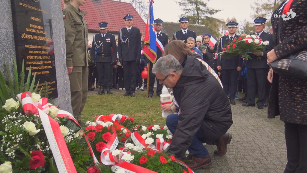 Piłsudski jest już w Fałkowie. Obchody 11 listopada [wideo, zdjęcia]