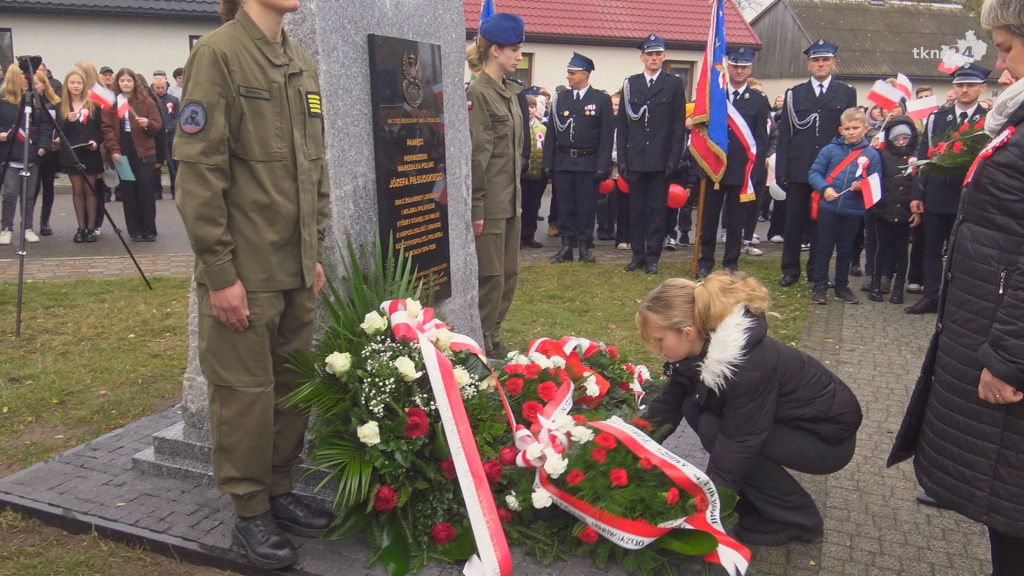 Piłsudski jest już w Fałkowie. Obchody 11 listopada [wideo, zdjęcia]