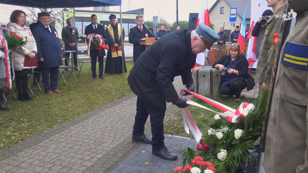 Piłsudski jest już w Fałkowie. Obchody 11 listopada [wideo, zdjęcia]