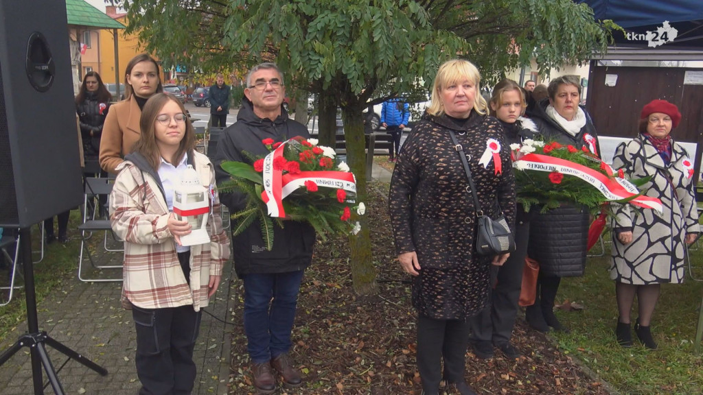 Piłsudski jest już w Fałkowie. Obchody 11 listopada [wideo, zdjęcia]