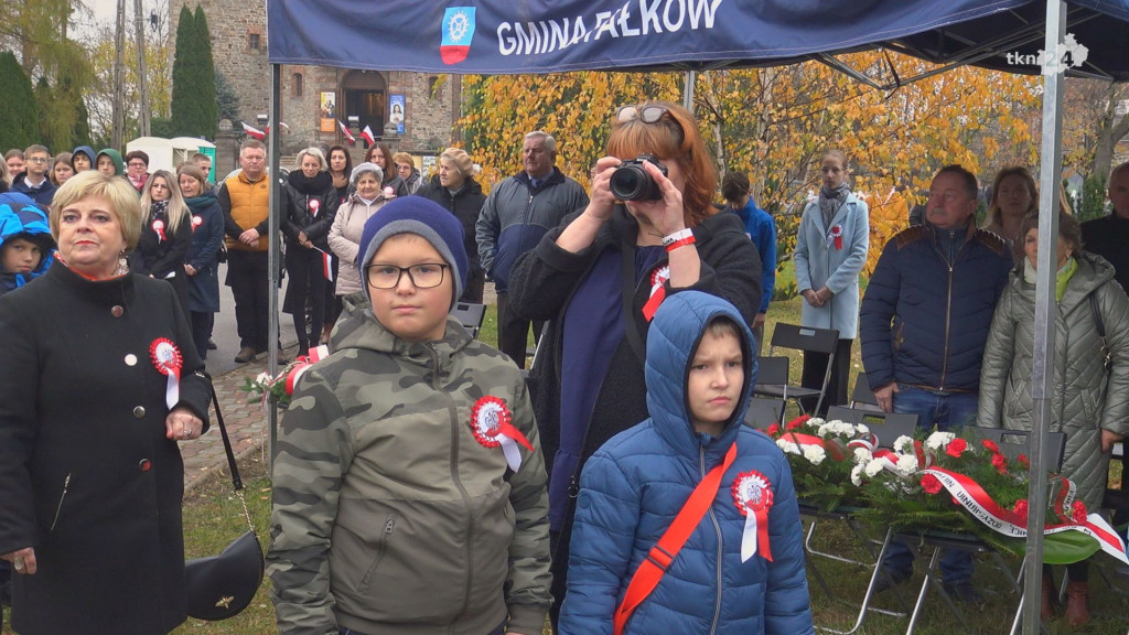 Piłsudski jest już w Fałkowie. Obchody 11 listopada [wideo, zdjęcia]