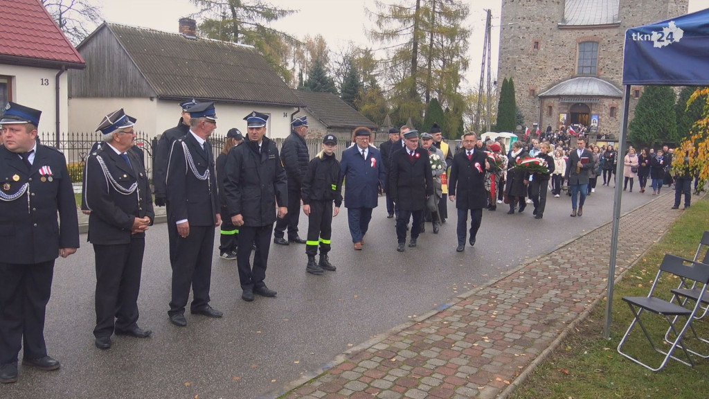 Piłsudski jest już w Fałkowie. Obchody 11 listopada [wideo, zdjęcia]