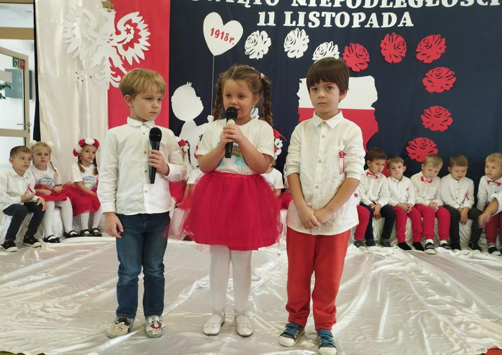 Smykowskie przedszkolaki z dumą świętowały Niepodległość [zdjęcia]