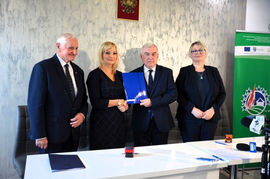 Stąporków otrzymał dofinansowanie na remont remizy w Odrowążu
