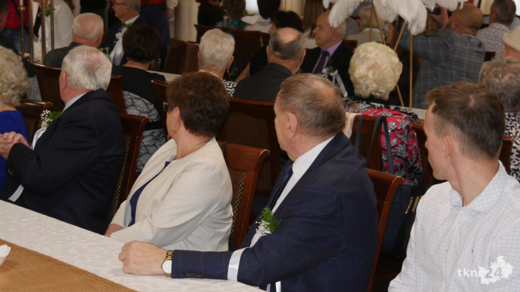 Złote Gody w Końskich. 29 par świętowało w Astorii [wideo, zdjęcia]