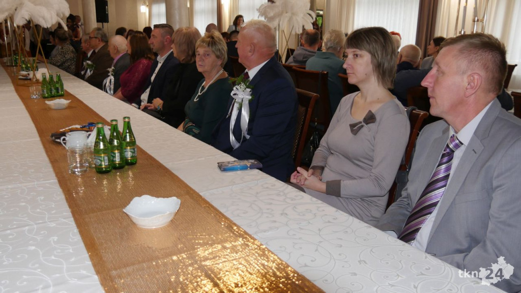 Złote Gody w Końskich. 29 par świętowało w Astorii [wideo, zdjęcia]