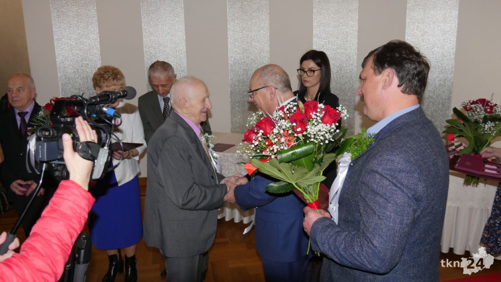 Złote Gody w Końskich. 29 par świętowało w Astorii [wideo, zdjęcia]