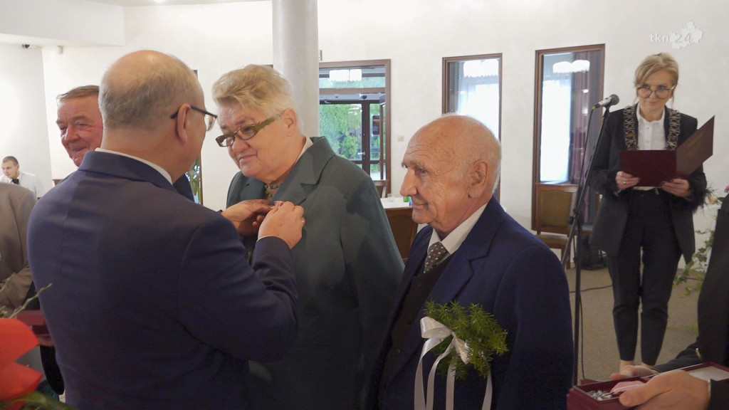 Złote Gody w Końskich. 29 par świętowało w Astorii [wideo, zdjęcia]