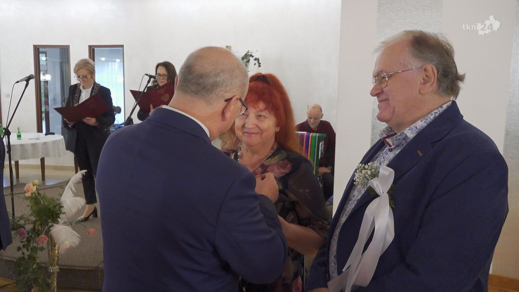 Złote Gody w Końskich. 29 par świętowało w Astorii [wideo, zdjęcia]
