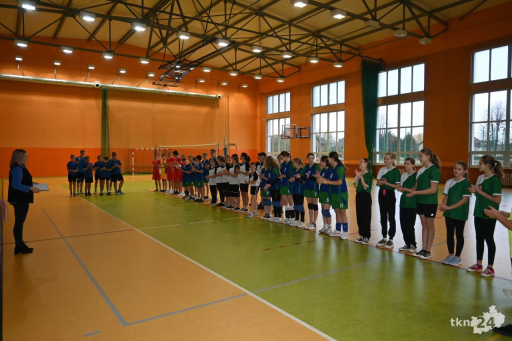 Uczta piłkarska i Festiwal siatkówki w Radoszycach [wideo, zdjęcia]