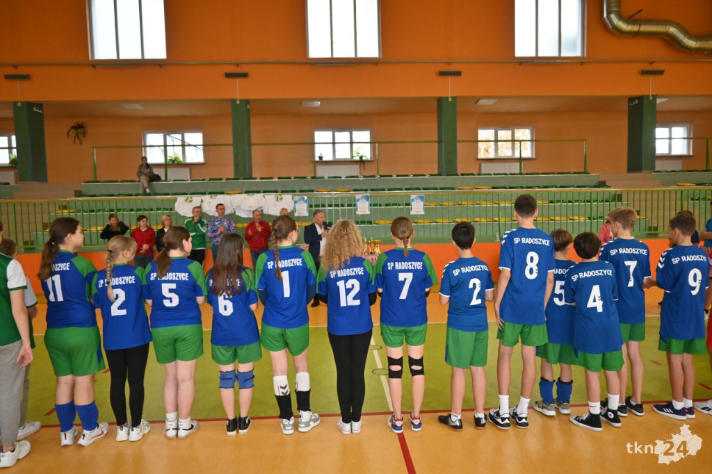 Uczta piłkarska i Festiwal siatkówki w Radoszycach [wideo, zdjęcia]