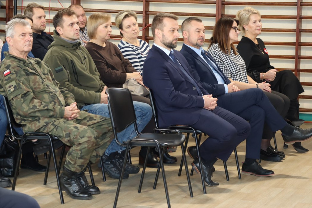 Święto Niepodległości świętem wolności: Akademia w ZSP nr 1 w Końskich