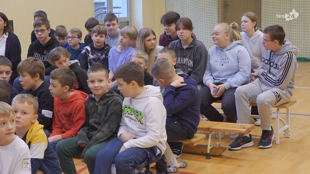 Siedmioro pierwszaków złożyło ślubowanie w Kazanowie [wideo, zdjęcia]