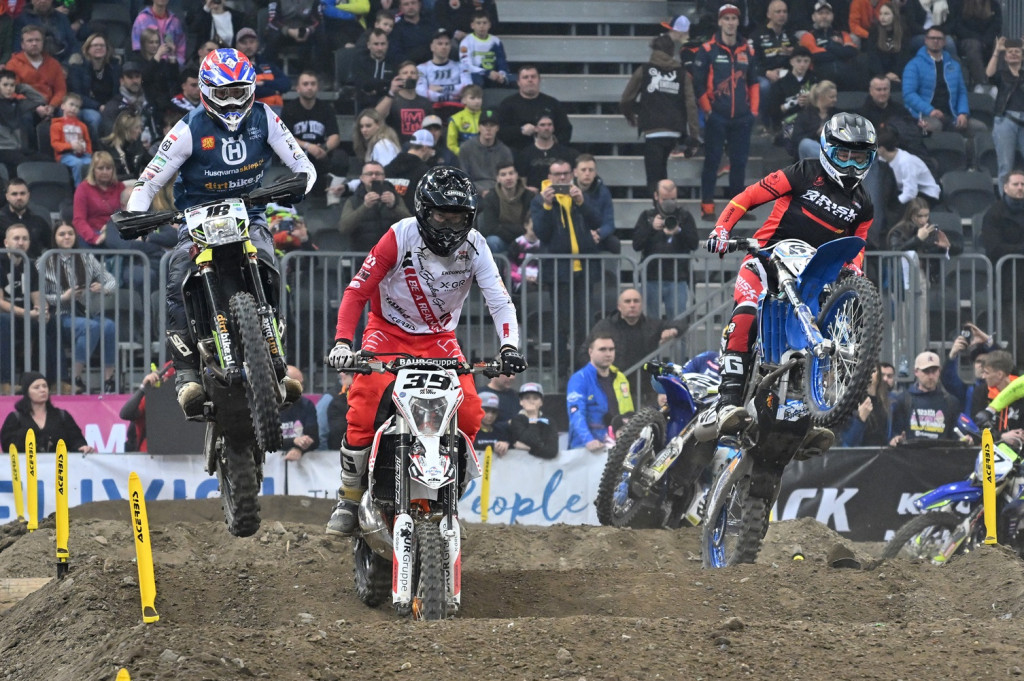 Broniewscy w weekend pojadą na MŚ Super Enduro we Francji [wideo, zdjęcia]
