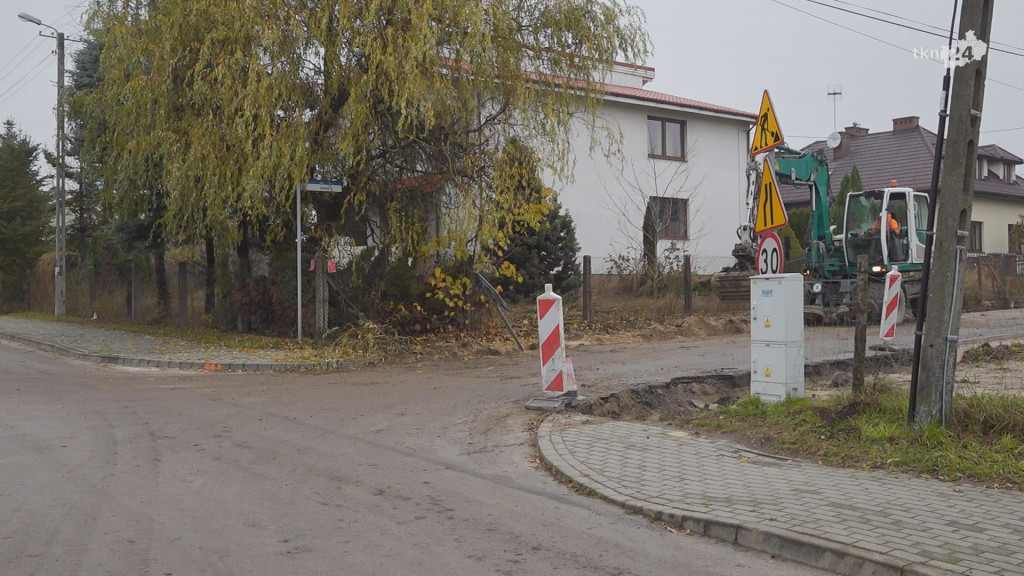 Powiat z gminą przebudowują ulicę Jasną w Końskich [wideo, zdjęcia]