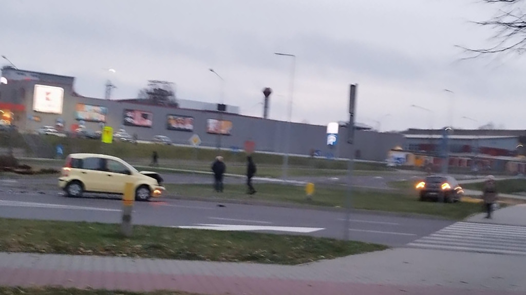 Kolejny wypadek obok Kauflandu. Policja apeluje.