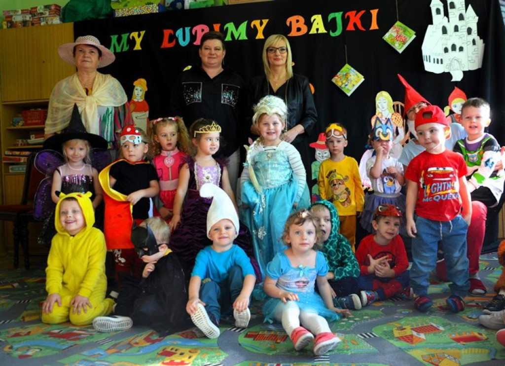 Podróże po krainie bajek w Stąporkowie [zdjęcia]