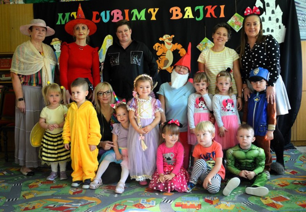 Podróże po krainie bajek w Stąporkowie [zdjęcia]