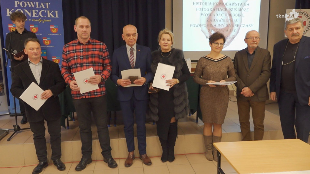 Krwiodawcy świętowali i odznaczali [wideo, zdjęcia]