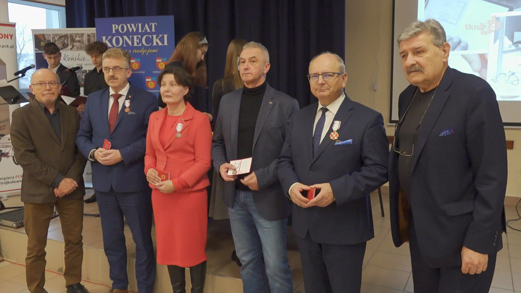 Krwiodawcy świętowali i odznaczali [wideo, zdjęcia]