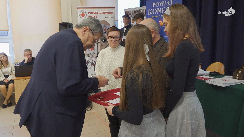 Krwiodawcy świętowali i odznaczali [wideo, zdjęcia]