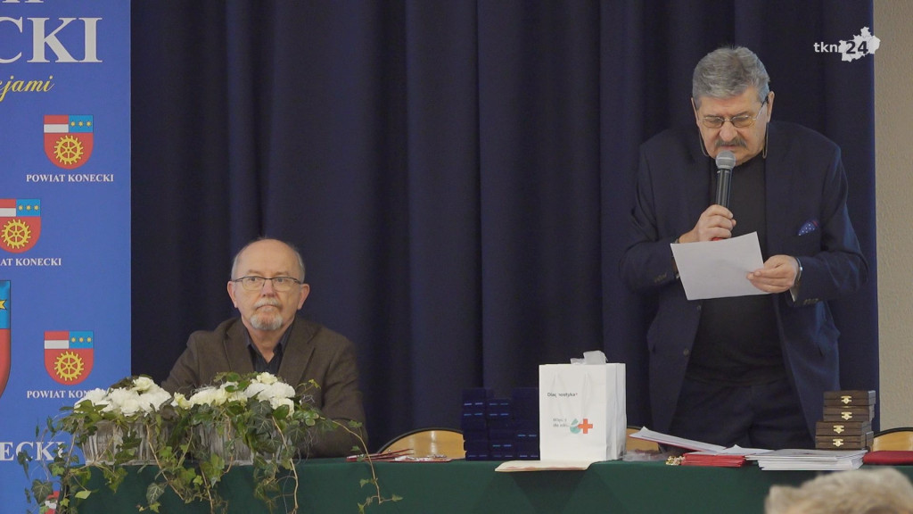 Krwiodawcy świętowali i odznaczali [wideo, zdjęcia]