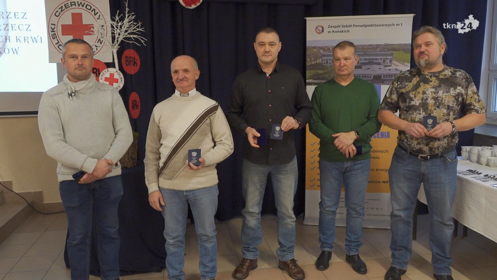 Krwiodawcy świętowali i odznaczali [wideo, zdjęcia]
