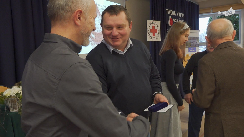 Krwiodawcy świętowali i odznaczali [wideo, zdjęcia]